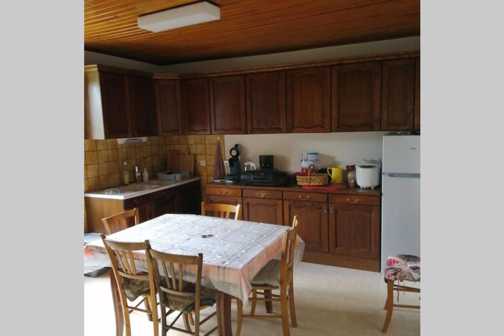 Maison Familiale Coteaux De La Vezere Voutezac Eksteriør bilde